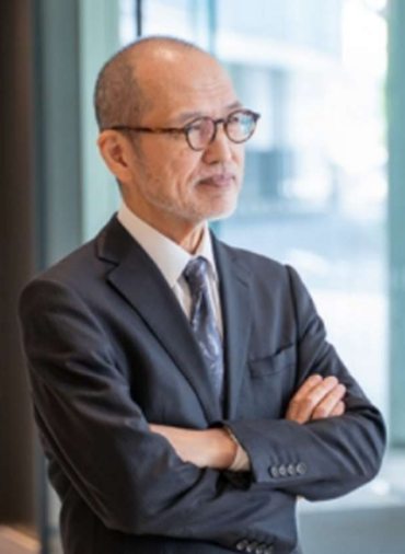 團　弘志　氏